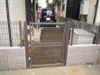 両面道路でお庭からも通り抜け可能♪
