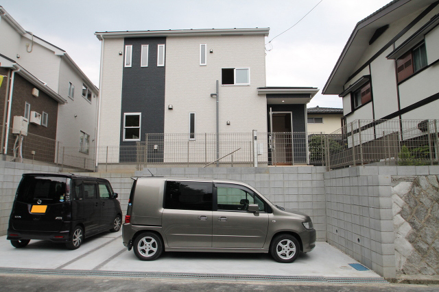 敷地も広々としてステキなお宅です。