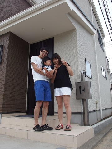 玄関先で♪