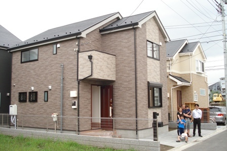 タイル調の素敵な建物をお建て頂きました！