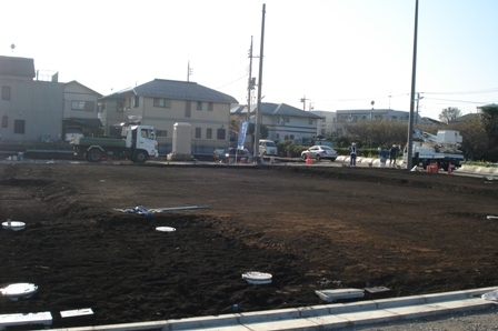 ご契約頂いた時は、まだ更地で、建物建築は全く始まっていませんでした。
