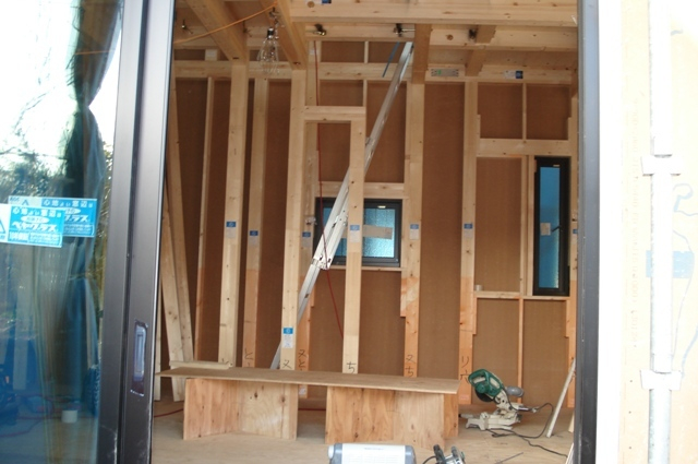 ご契約頂いた際は、まだ構造体の建築が始まったばかりの頃でした。