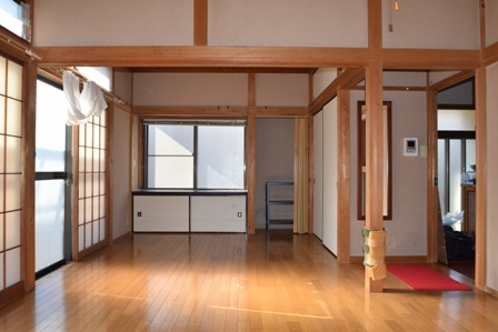 ご売却された大切なお住まいのリビングです。