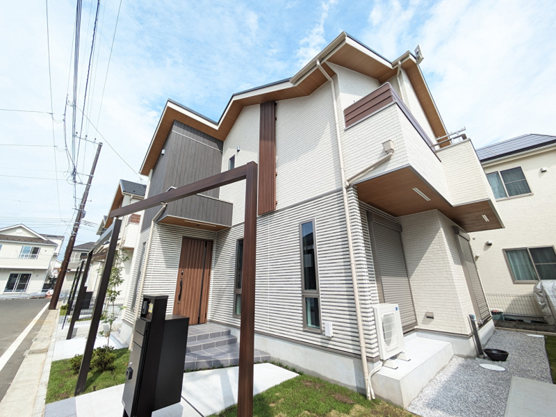まるで注文住宅のような素敵なご住宅に巡り合いました！