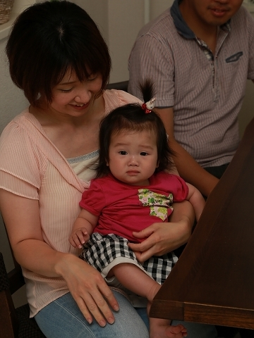 もう少し大きくなったらお姉ちゃん・お兄ちゃんと一緒に遊ぼうね！
