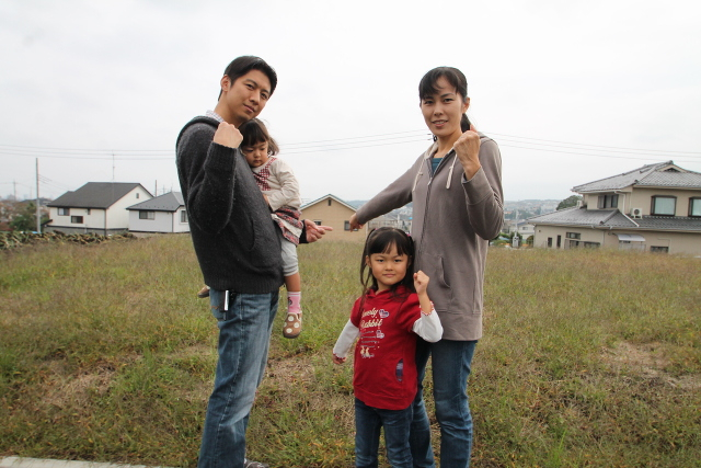 日当たり、眺望もすごくよい不動産でした！早く完成した建物が見たいです！楽しみ！！