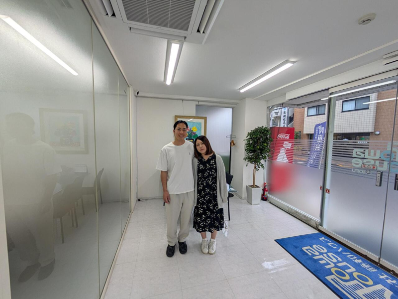 新居のお引渡し時にご夫婦だけで記念撮影！！