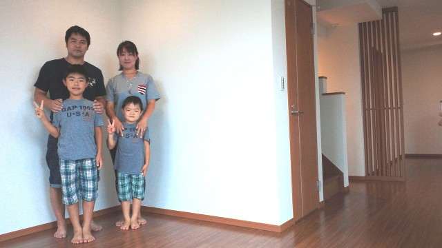 立会いにて。完成確認。建物が建築始まった当初のご契約の為、素敵に完成していて安心。