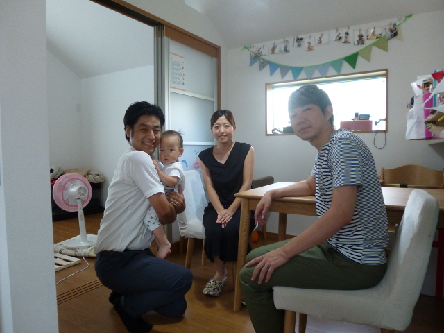☆変なオジサンに抱っこされても泣きません（笑）☆