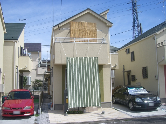 ☆西側からお家をパシャリ♪