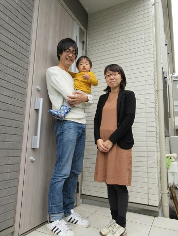 かわいいお子様とやさしいご夫婦様です♪