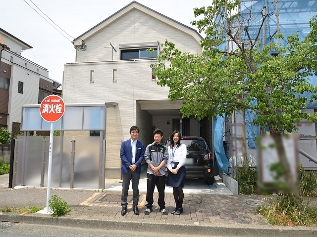 ★ご自宅をバックにワンショット★