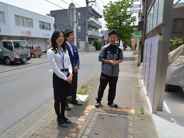 ★ご新居の前にて、お話★