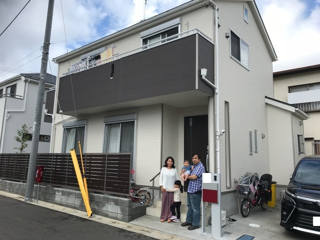 ★とても大きな建物です！角地なので日当たり・通風・とても良好です★