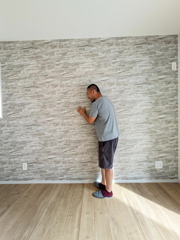 建物完成時にて。
仕上がりに大変ご満足いただきました。その気持ちを表現していただきました。