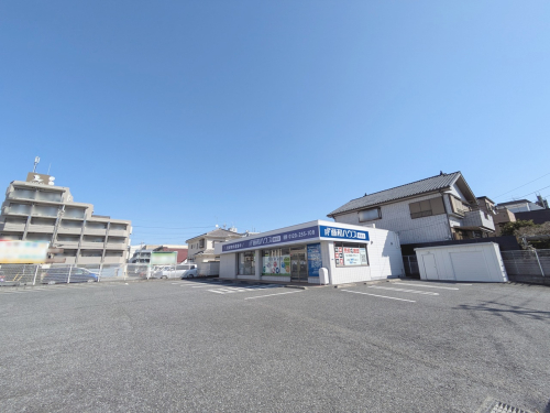 店舗の目の前が駐車場！
