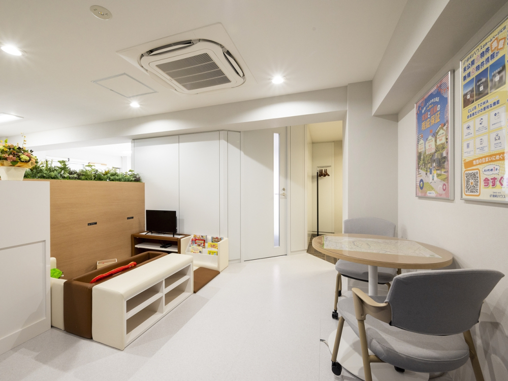 きれいで明るいお打ち合わせスペースをご用意しております！