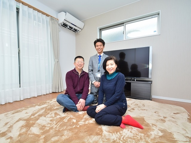 広々LDKとぽかぽか床暖房のご家族の団欒の場です。