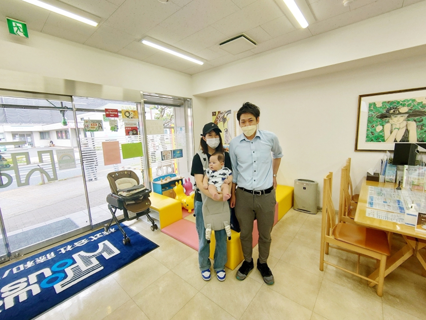 出会いは店頭掲示板でのお声がけから