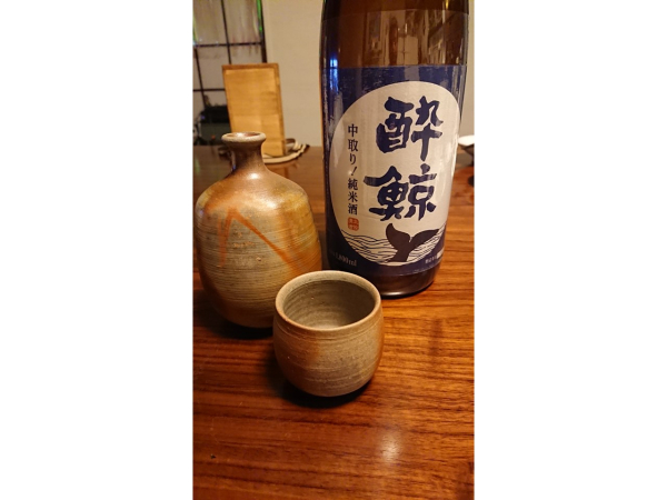 お酒はなんでも飲みますが、やはり日本酒が最高です。土佐の酔鯨をぬる燗で…