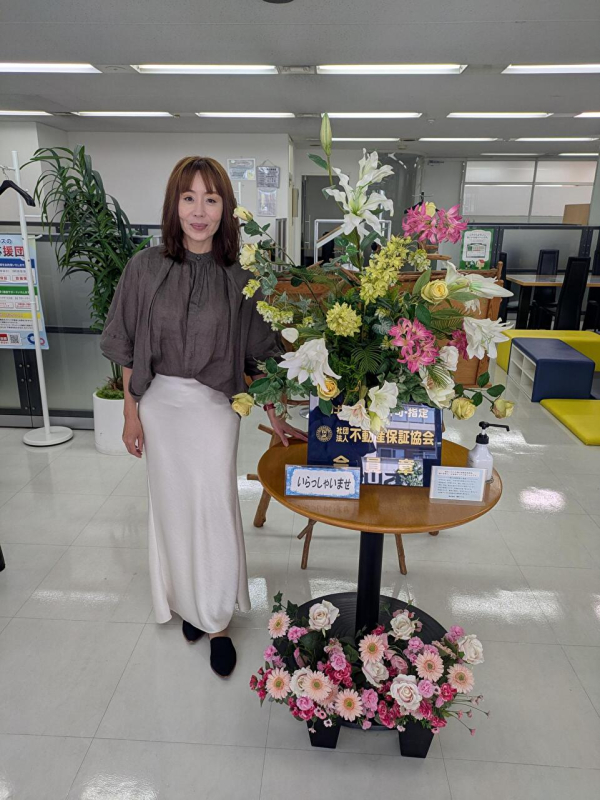 新居のお引渡しの際に当店で記念撮影!!