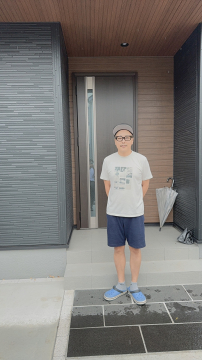 U様