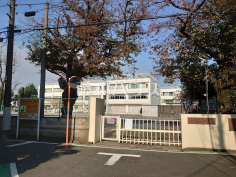 狛江市立和泉小学校 狛江市立和泉小学校