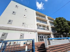 世田谷区立梅丘中学校 世田谷区立梅丘中学校