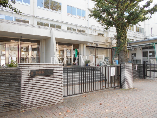 練馬区立石神井中学校
