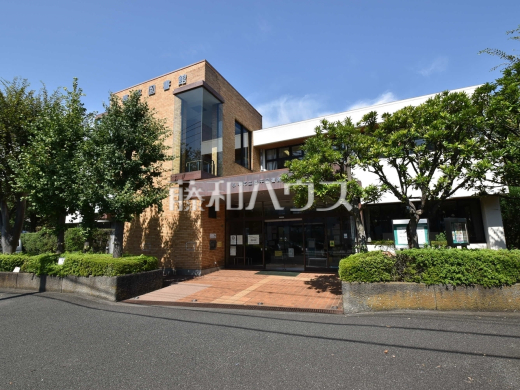 小平市立喜平図書館