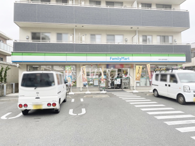 コンビニ コンビニ