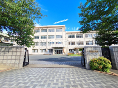 福岡市立吉塚中学校 福岡市立吉塚中学校