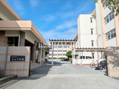 福岡市立長丘中学校 福岡市立長丘中学校