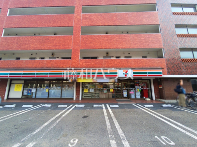 コンビニ コンビニ