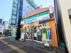 ファミリーマート 本蓮沼駅前店 ファミリーマート 本蓮沼駅前店