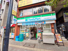 ファミリーマート千歳烏山駅東口店 ファミリーマート千歳烏山駅東口店