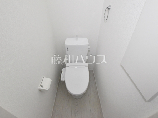 トイレ　【日野市平山６丁目】