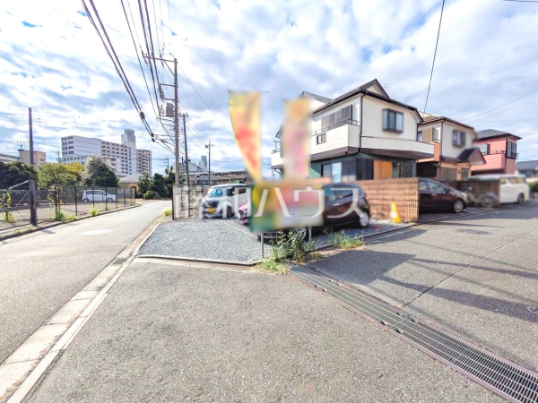 接道状況および現場風景 【東久留米市神宝町1丁目】 物件の事、諸費用の事など、小さな疑問もお気軽にご連絡・ご相談下さい 接道状況および現場風景 【東久留米市神宝町1丁目】 物件の事、諸費用の事など、小さな疑問もお気軽にご連絡・ご相談下さい