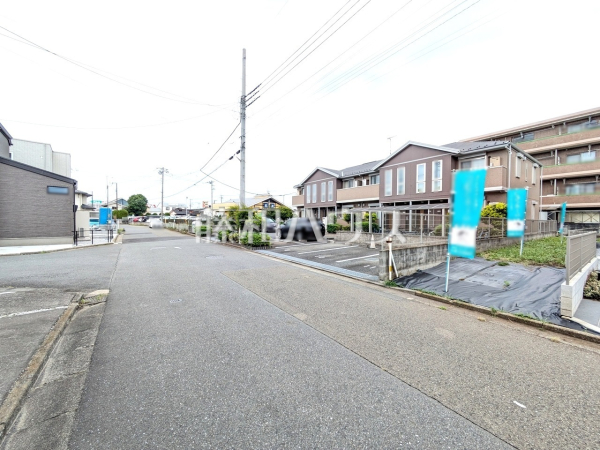 接道状況および現場風景 【東大和市仲原3丁目】 接道状況および現場風景 【東大和市仲原3丁目】