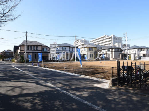 接道状況および現場風景　【西東京市柳沢３丁目】
新たな街区が造成完了いたしました！
