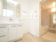2no2号棟　洗面室　【狛江市岩戸南２丁目】洗面室は、急いでいる朝でも二人で使える広さになっております。　