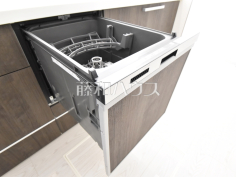 食洗器　【八王子市長沼町】 ビルトイン食洗機を標準完備し、家事時間が短縮できます。 
