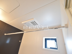 浴室乾燥機【西東京市中町１丁目】雨の日の強い味方！浴室換気乾燥機付きユニットバスで洗濯物が乾かせます。