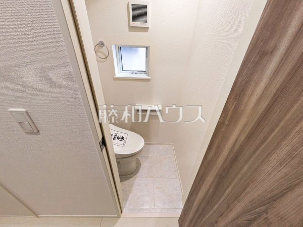 トイレ　【新座市石神３丁目】