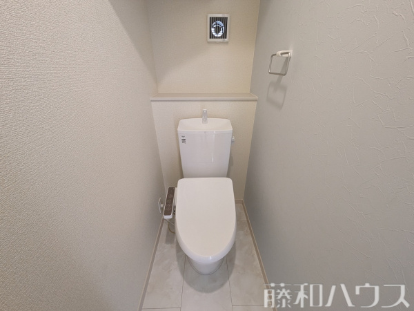 トイレ　【岩倉市大市場町郷前】