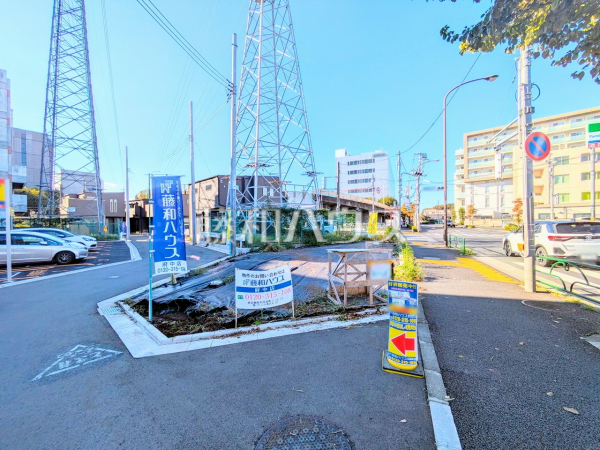 接道状況および現場風景 【府中市寿町3丁目】 接道状況および現場風景 【府中市寿町3丁目】