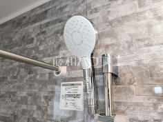 スイッチ付シャワーヘッド　【日野市平山６丁目】
浴室のシャワーは手元で止水ができるスイッチ付シャワーヘッドにより、さらに節水効果がアップします。　
