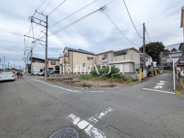 接道状況および現場風景 【日野市旭が丘1丁目】 接道状況および現場風景 【日野市旭が丘1丁目】