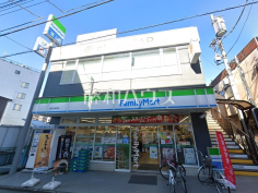 ファミリーマート西所沢駅前店