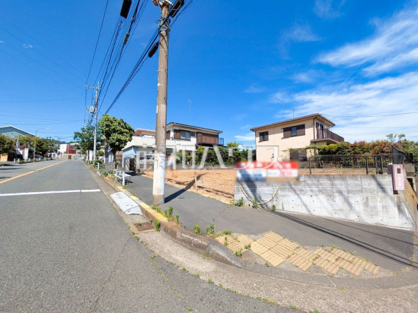 接道状況および現場風景 【八王子市南陽台2丁目】 接道状況および現場風景 【八王子市南陽台2丁目】